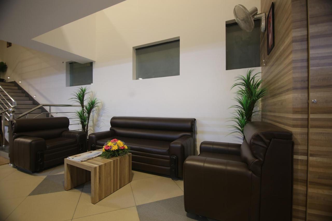 Hotel Mirage Residency Kochi Exteriér fotografie