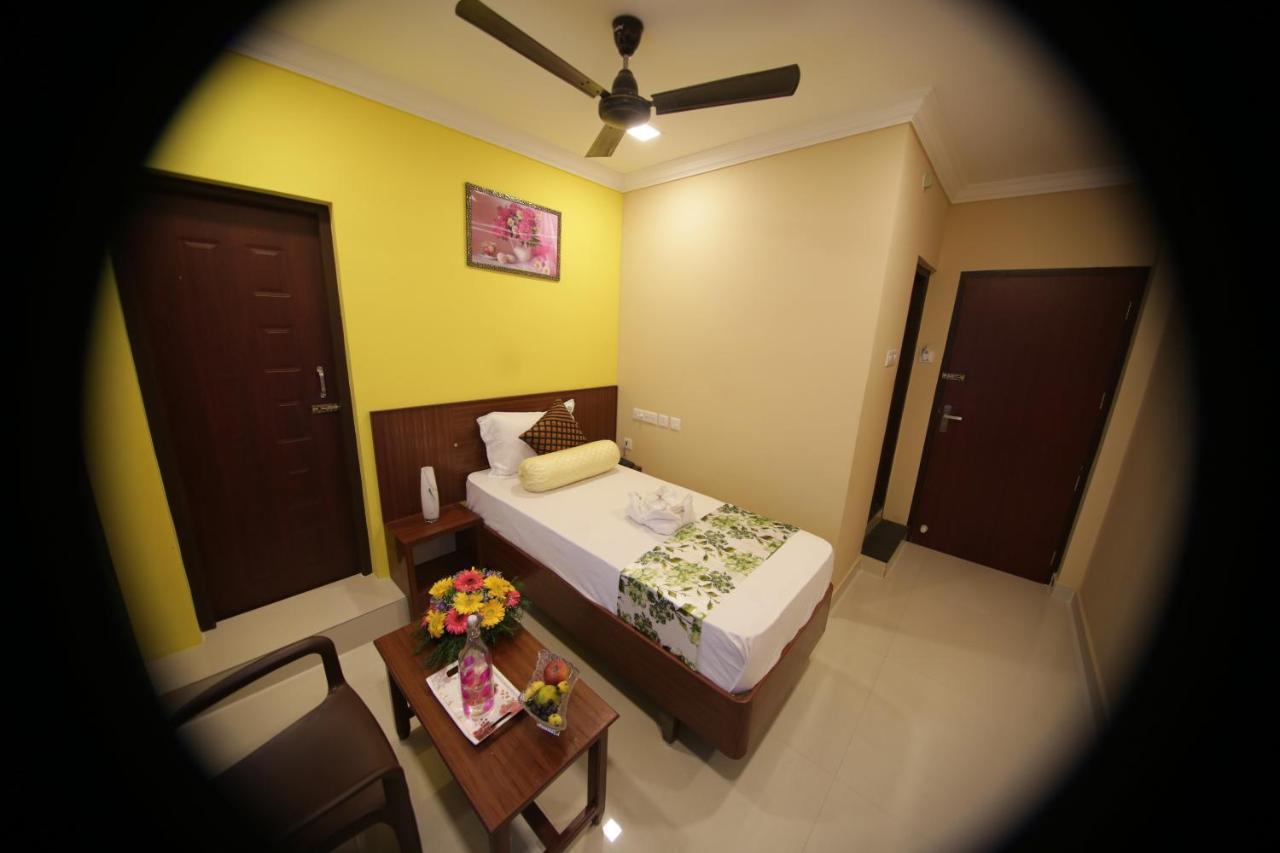 Hotel Mirage Residency Kochi Exteriér fotografie