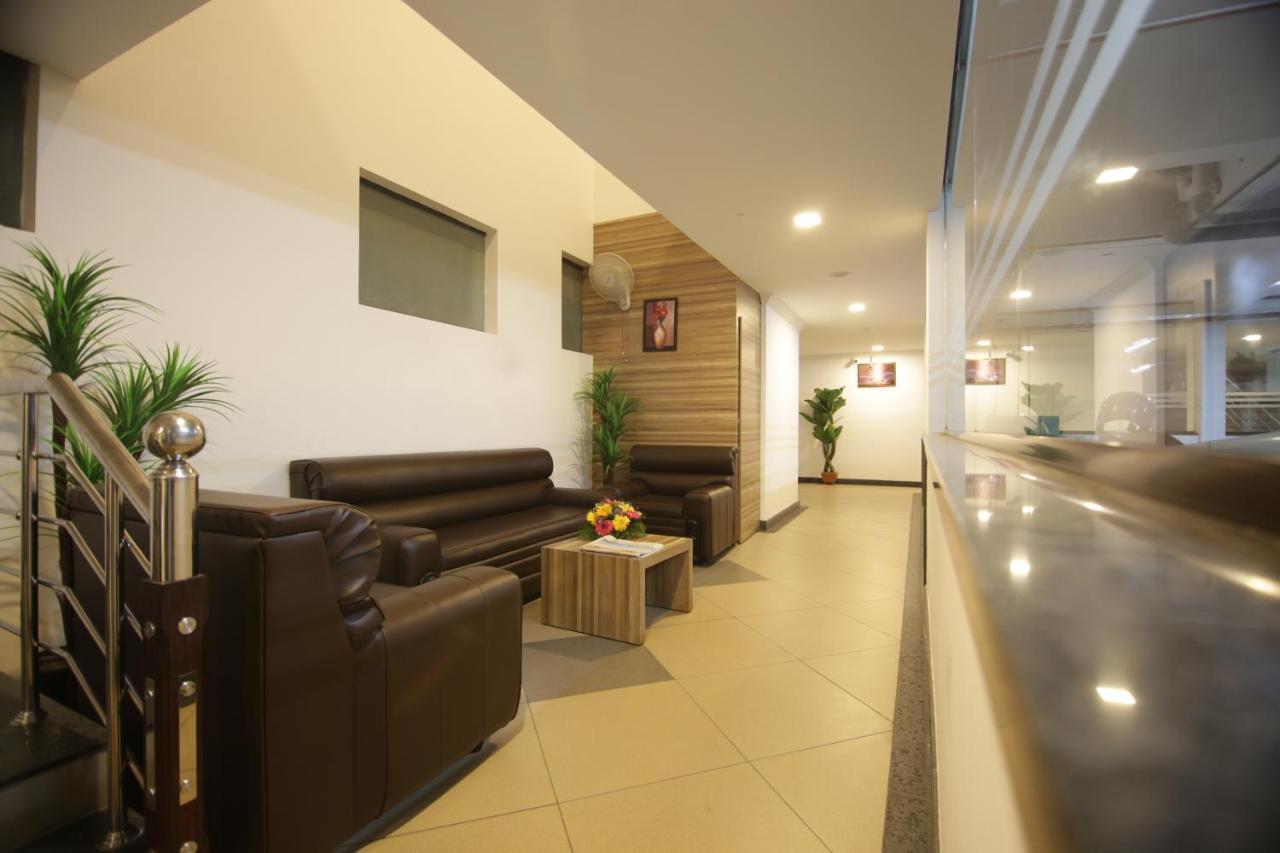 Hotel Mirage Residency Kochi Exteriér fotografie